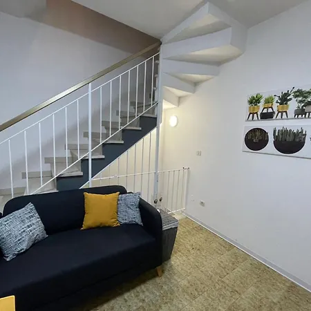 Casa Lucrezia-2 By Interhome